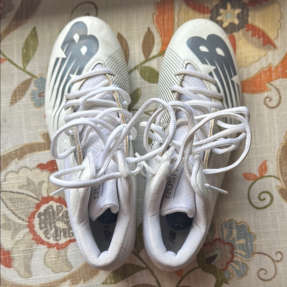 New Balance White and Gray Sports Sneakers